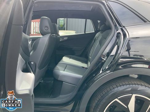 Used 2023 Volkswagen ID.4 Pro S AWD/4WD image 7