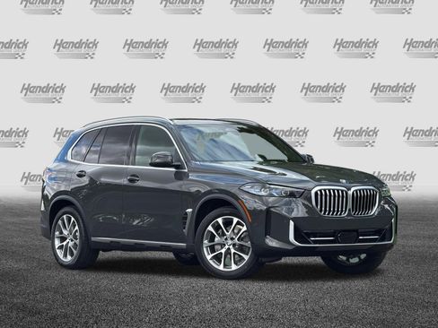 New 2026 BMW X5 xDrive40i w/ Premium Package AWD/4WD image 2