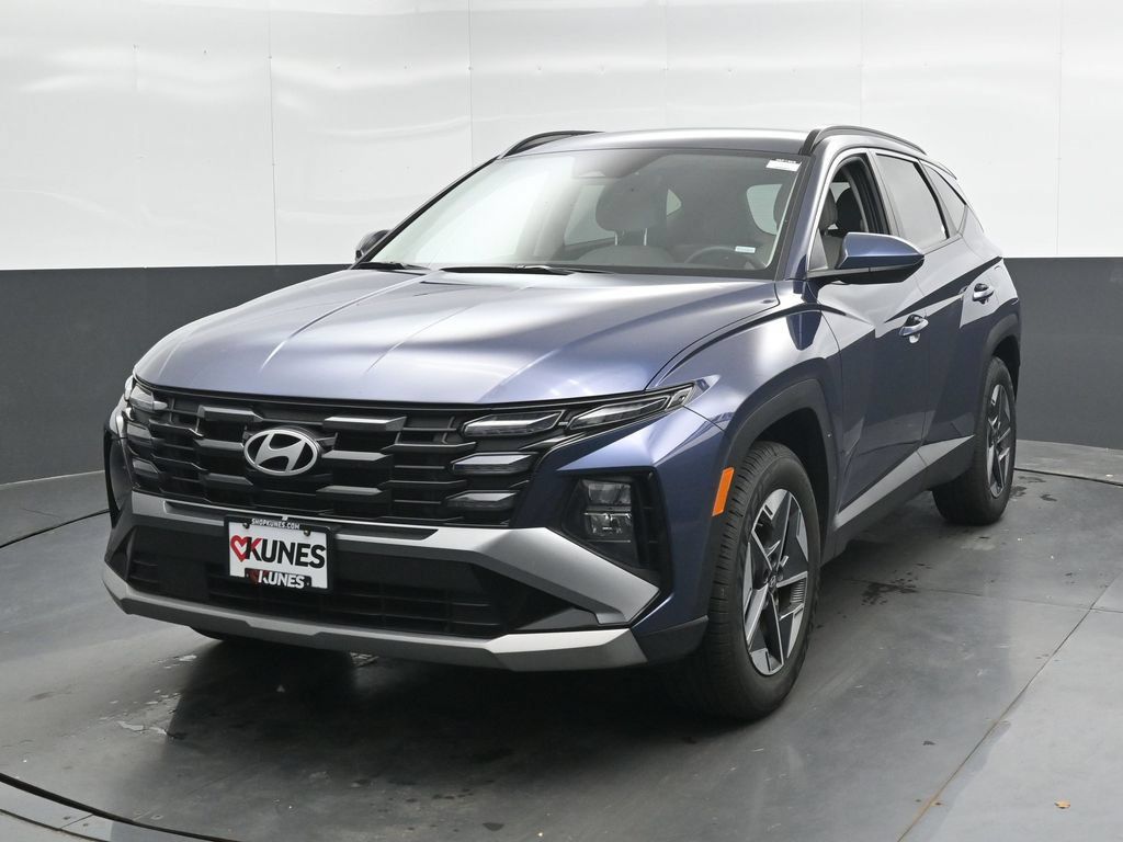 Certified 2025 Hyundai Tucson SEL AWD/4WD image 6