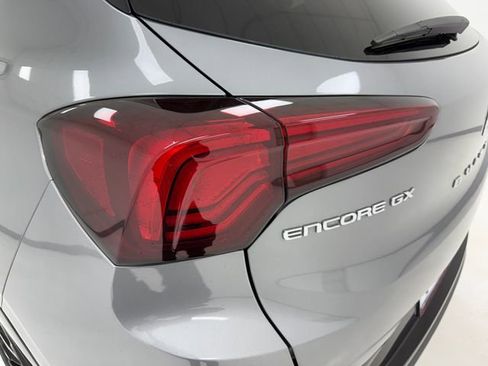 Used 2025 Buick Encore GX Sport Touring FWD image 36