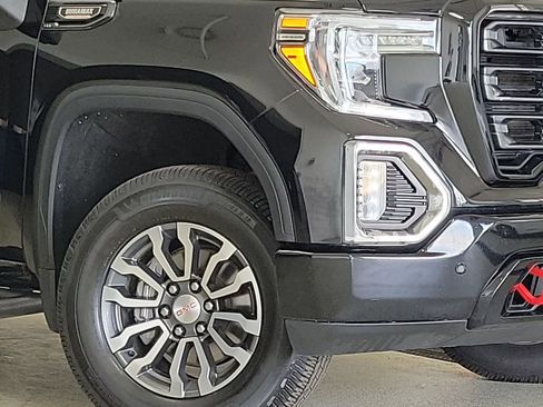 Certified 2021 GMC Sierra 1500 AT4 w/ AT4 Value Package AWD/4WD image 2