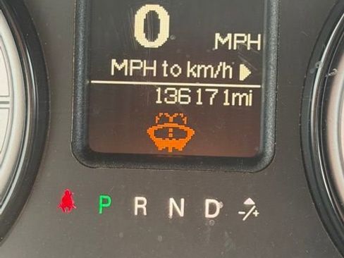 Used 2016 RAM 1500 Classic SLT image 19