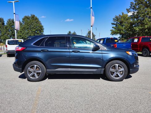Used 2024 Ford Edge SEL w/ Convenience Package image 6