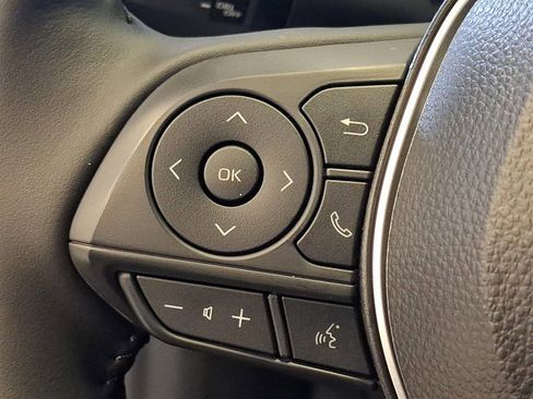 Used 2026 Toyota Corolla Cross XLE w/ Convenience Package image 21