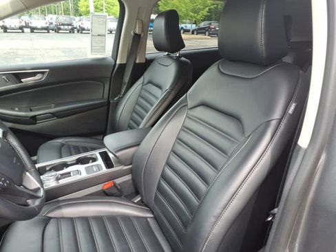 Used 2024 Ford Edge SEL AWD/4WD image 16