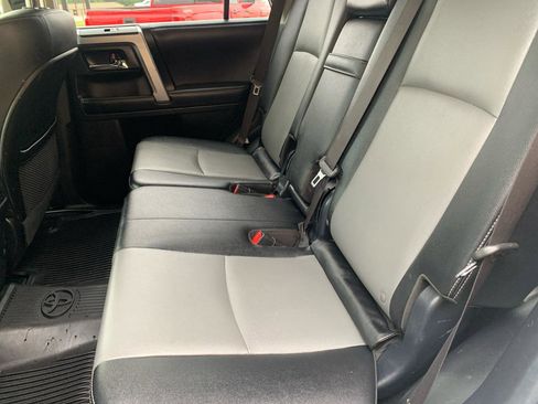 Used 2018 Toyota 4Runner SR5 Premium AWD/4WD image 22