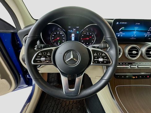 Used 2022 Mercedes-Benz GLC 300 4MATIC image 12