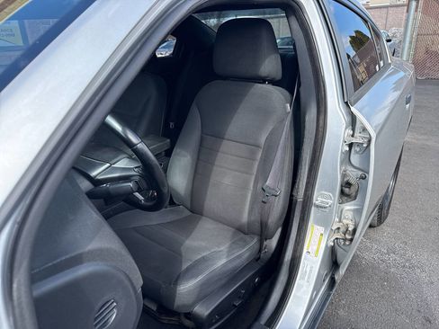 Used 2011 Dodge Charger Police w/ Convenience Group I image 32
