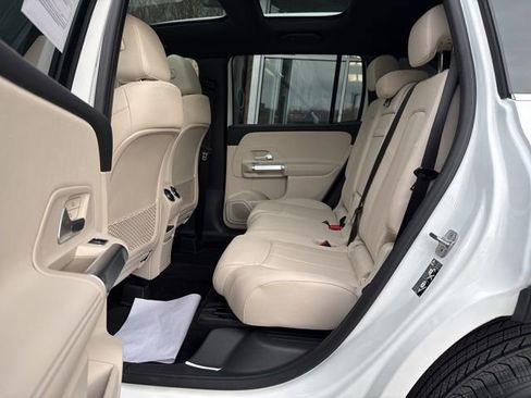 Certified 2025 Mercedes-Benz GLB 250 4MATIC image 20