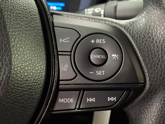 Used 2022 Toyota Corolla LE w/ Carpet Mat Package (TMS) FWD image 21