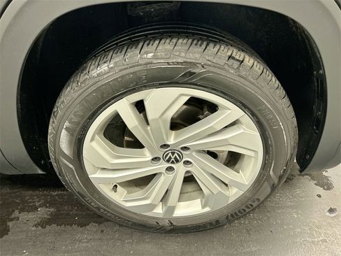 Used 2022 Volkswagen Atlas SE image 12