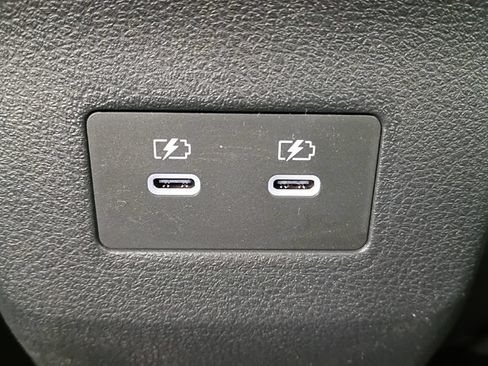 New 2026 Nissan Kicks SR FWD image 26