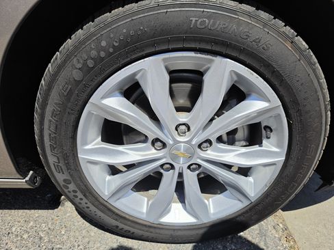 Used 2023 Chevrolet Malibu LT w/ Driver Confidence Package FWD image 10