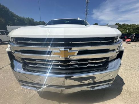 Used 2021 Chevrolet Silverado 1500 LTZ AWD/4WD image 33