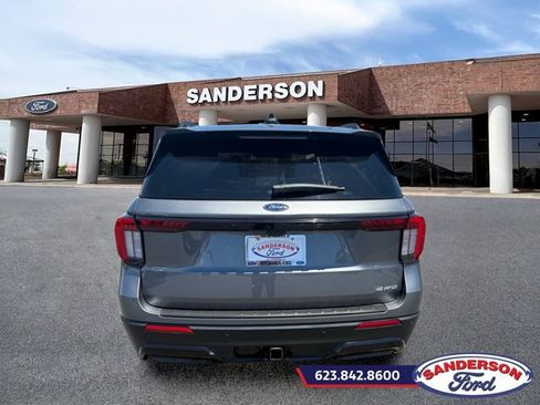 Certified 2025 Ford Explorer ST-Line AWD/4WD image 4