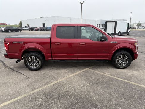 Used 2015 Ford F150 XLT w/ Equipment Group 302A Luxury AWD/4WD image 7