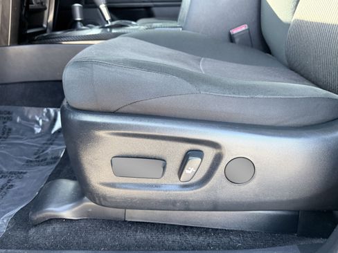 Used 2022 Toyota 4Runner TRD Off-Road image 30