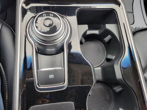 Used 2020 Ford Edge SEL AWD/4WD image 24