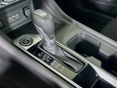 Used 2024 Nissan Sentra SV image 24