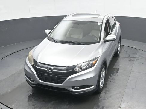 Used 2016 Honda HR-V EX image 29