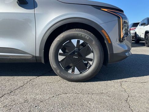 New 2026 Kia Sportage LX image 32