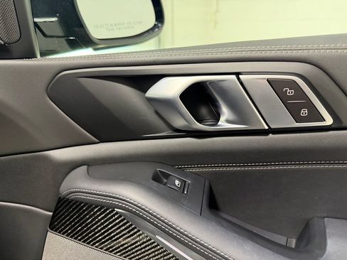 Used 2024 BMW X5 xDrive40i AWD/4WD image 63