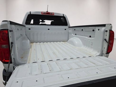 Used 2021 Chevrolet Colorado LT RWD image 13