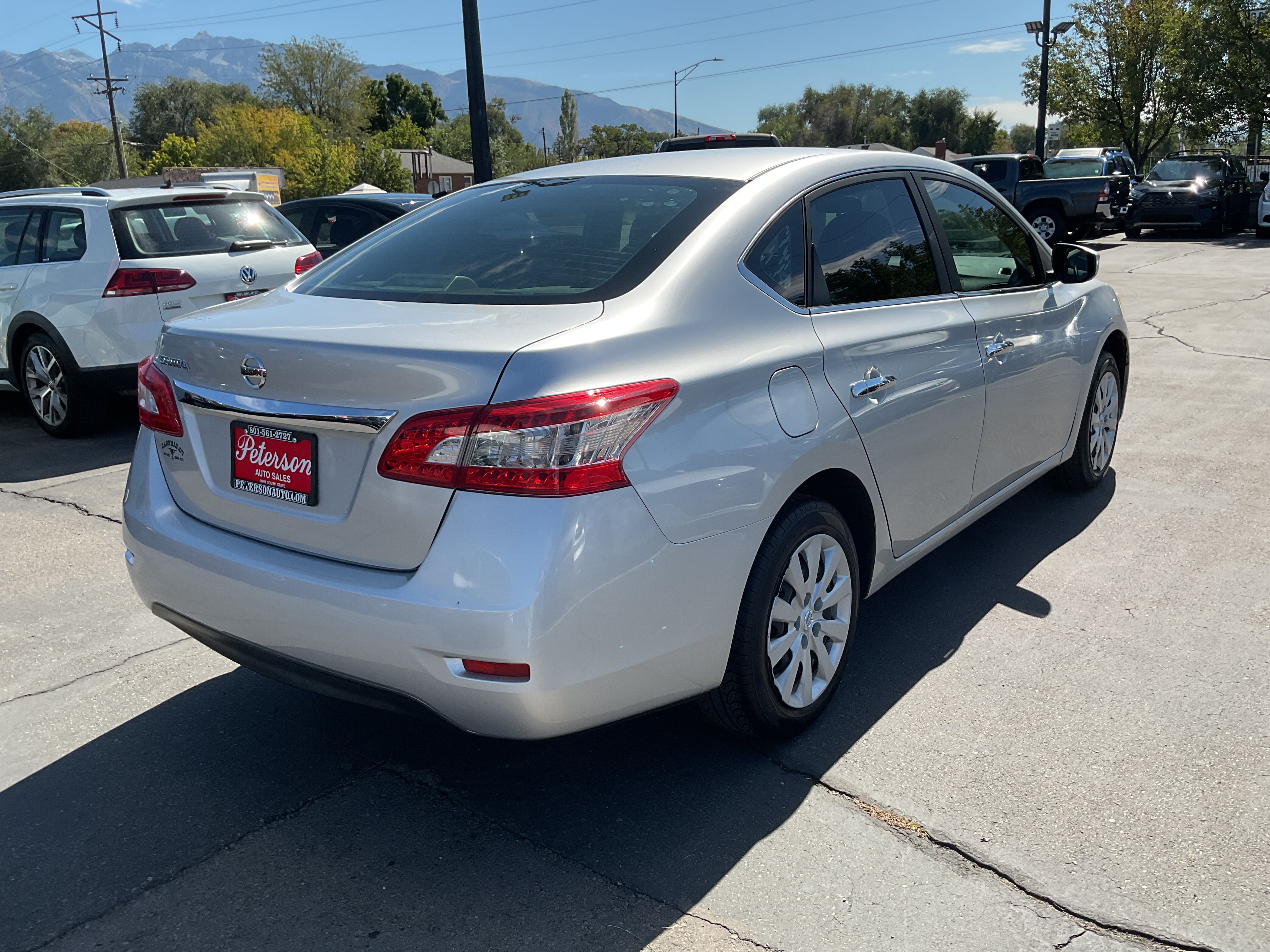 Used 2015 Nissan Sentra S FWD image 6