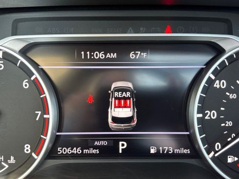 Used 2023 Nissan Rogue SL AWD/4WD image 13