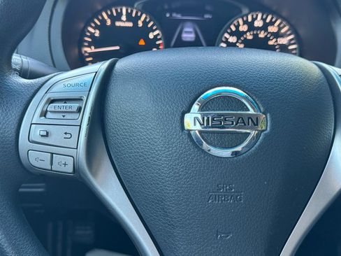 Used 2014 Nissan Altima 2.5 S FWD image 32
