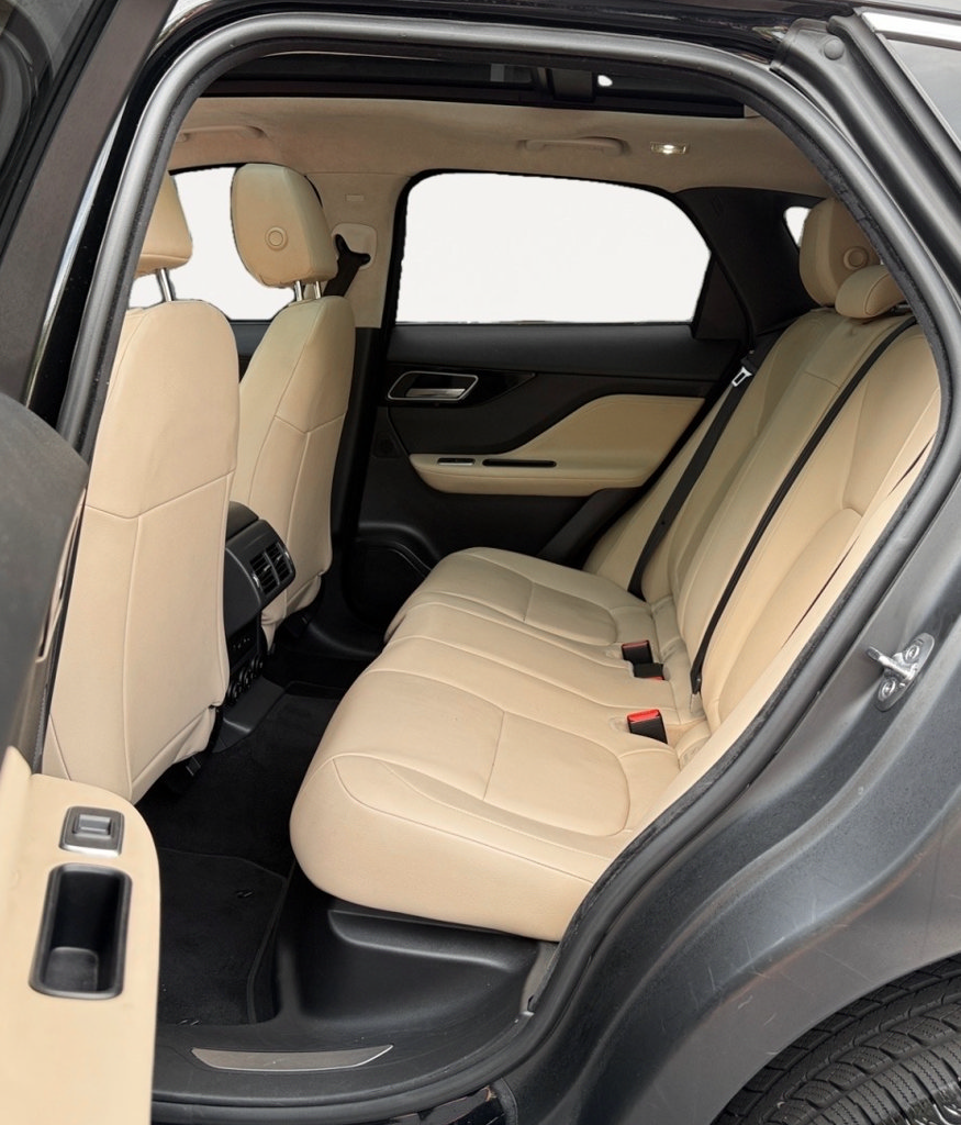 Used 2020 Jaguar F-PACE Premium AWD/4WD image 13