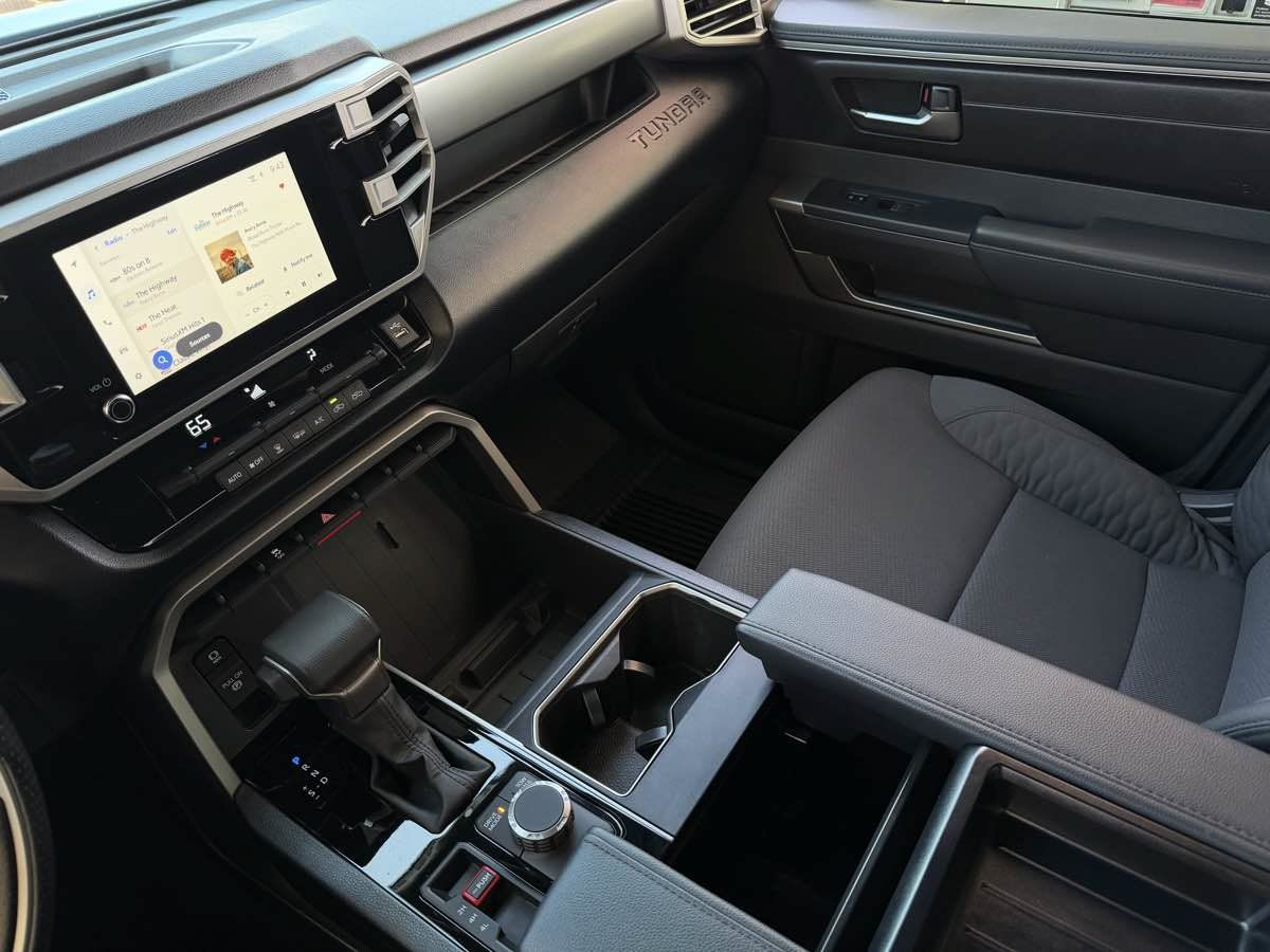 Used 2025 Toyota Tundra SR5 AWD/4WD image 16