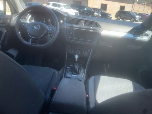 Used 2018 Volkswagen Tiguan S image 13