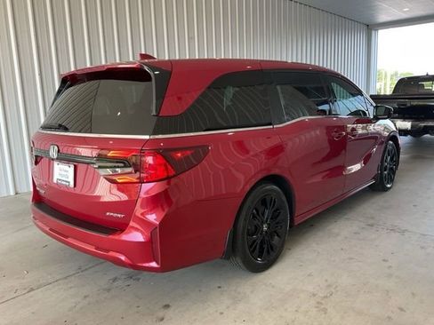Used 2025 Honda Odyssey Sport-L image 24