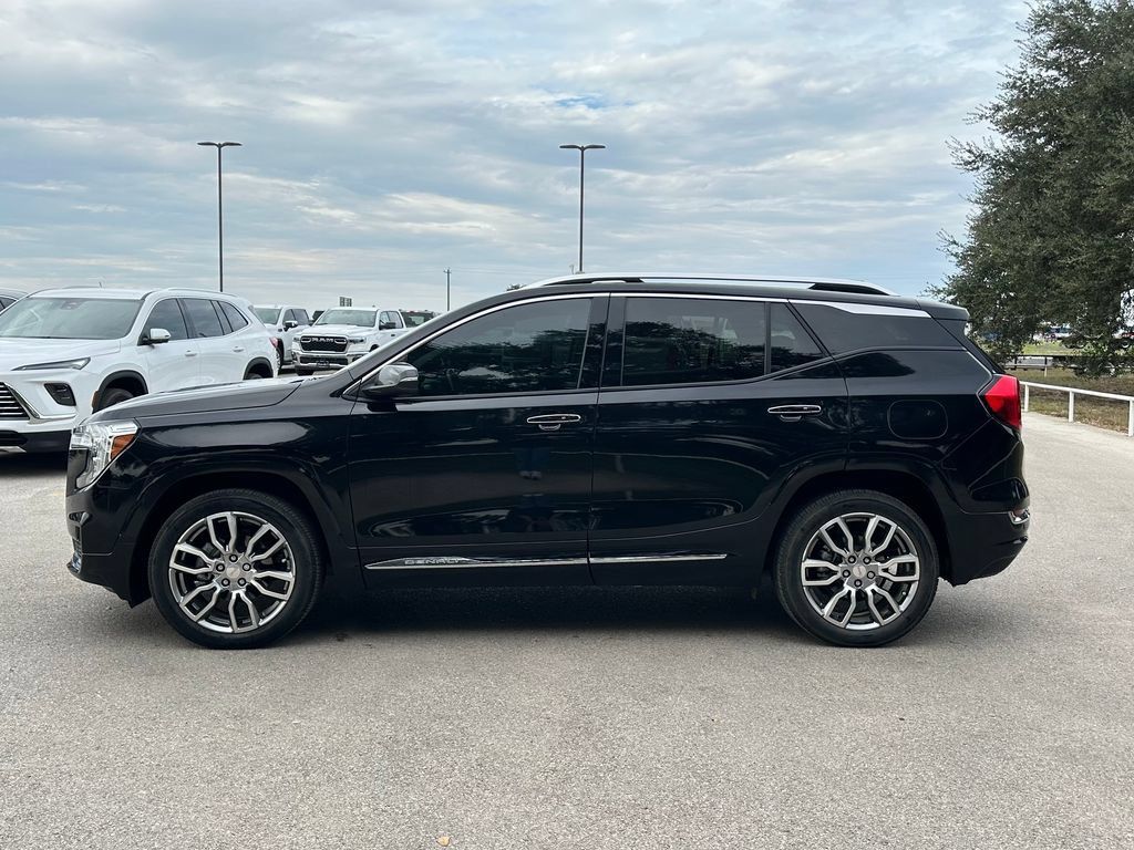Used 2023 GMC Terrain Denali w/ LPO, Floor Liner Package AWD/4WD image 8