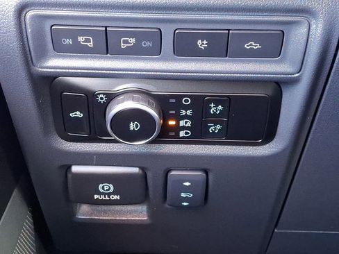 Used 2023 Ford F150 Raptor w/ Raptor Carbon Fibre Package image 27