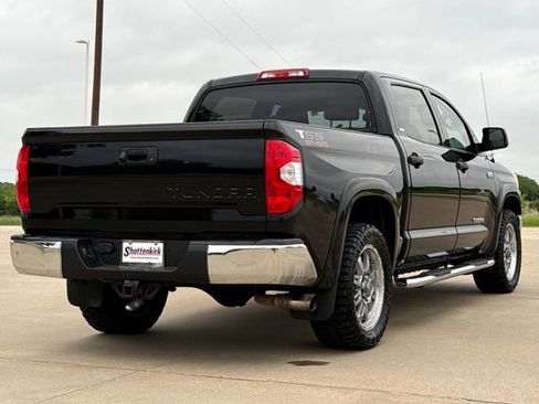 Used 2017 Toyota Tundra SR5 w/ SR5 Upgrade Package RWD image 8