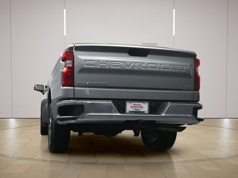Used 2024 Chevrolet Silverado 1500 LT AWD/4WD image 26