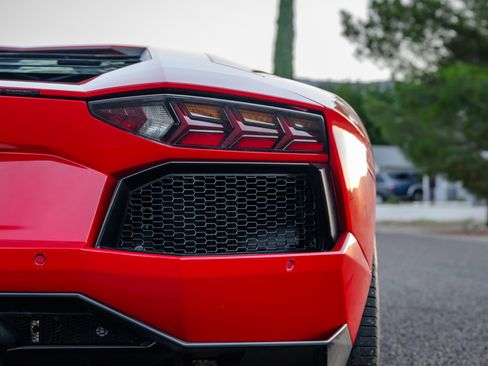 Used 2013 Lamborghini Aventador LP 700-4 image 77