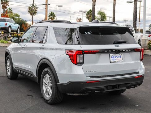 New 2026 Ford Explorer Active image 6