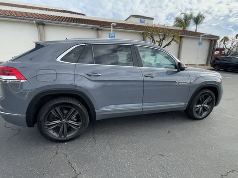 Used 2022 Volkswagen Atlas Cross Sport SEL R-Line image 9