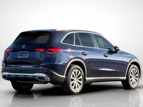 Certified 2024 Mercedes-Benz GLC 300 image 3