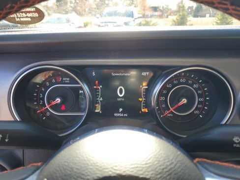 Used 2021 Jeep Gladiator Mojave image 16