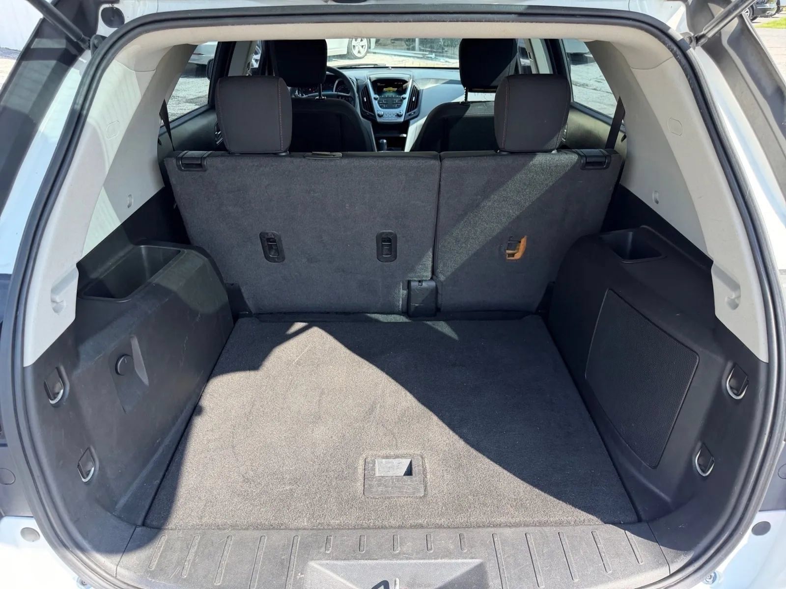 Used 2017 Chevrolet Equinox LS FWD image 21