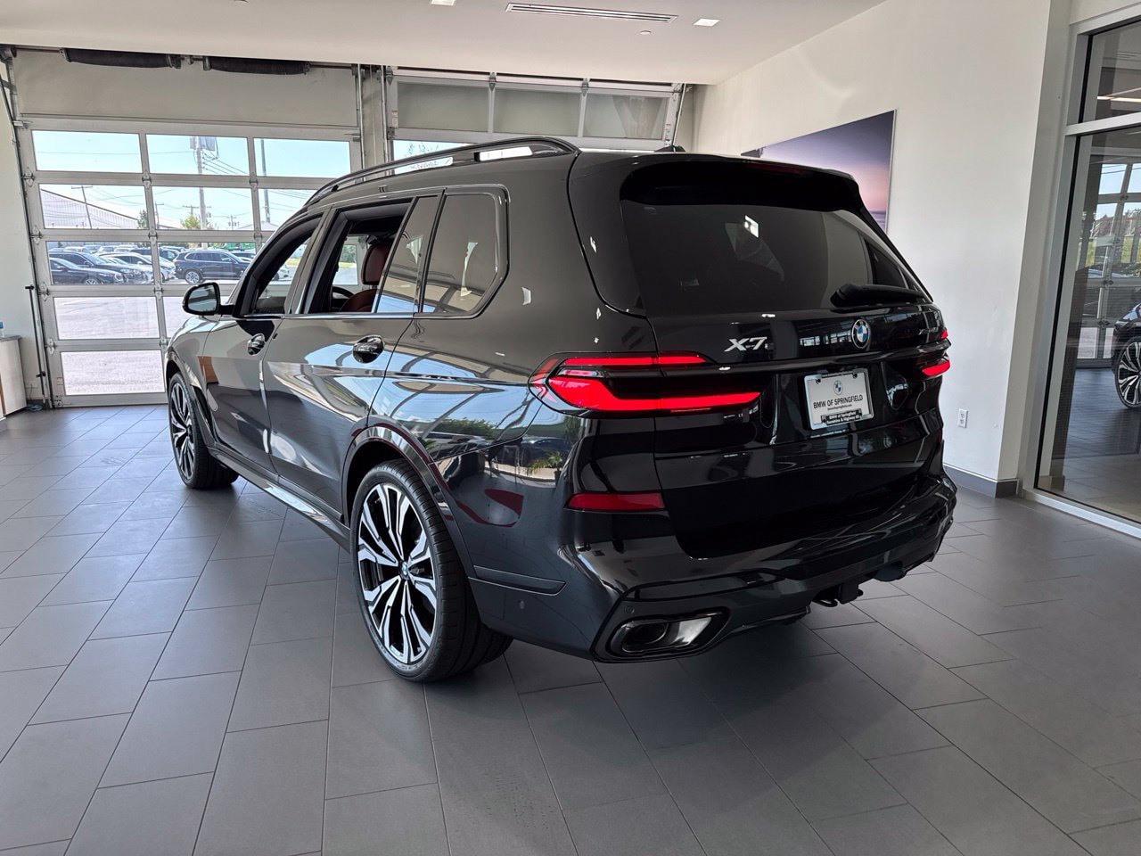 New 2027 BMW X7 xDrive40i w/ M Sport Package AWD/4WD image 6