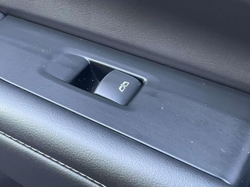 Used 2025 Chevrolet Tahoe Z71 image 13