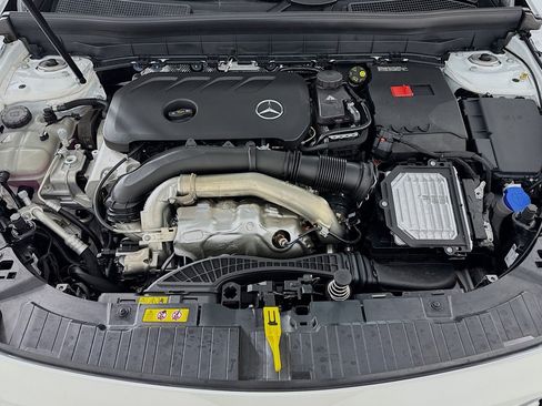 New 2026 Mercedes-Benz GLB 250 GLB 250 image 10