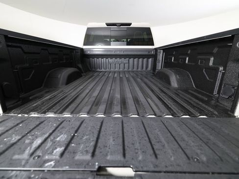 Used 2026 GMC Sierra 2500 AT4X image 7