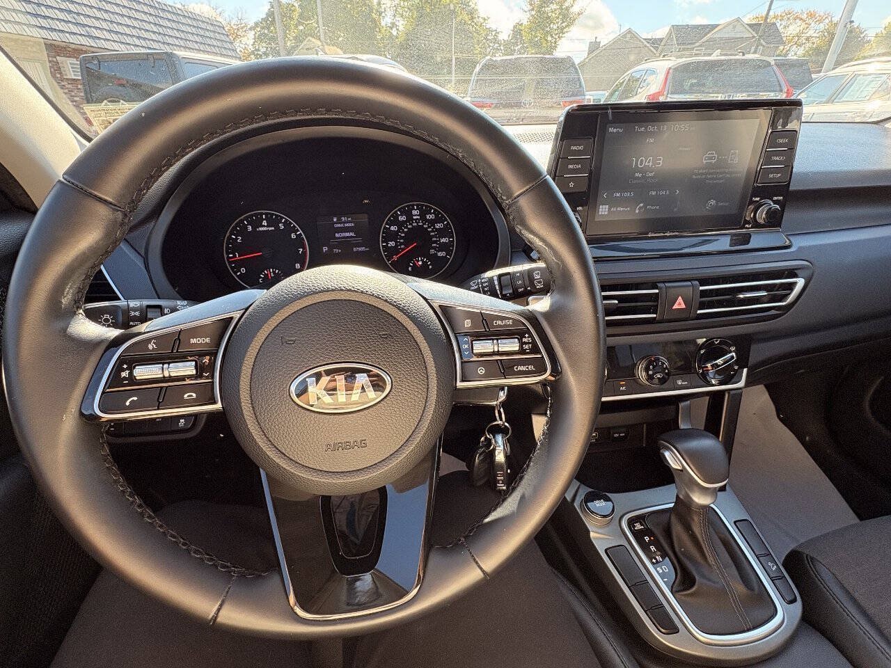 Used 2021 Kia Seltos S FWD image 20