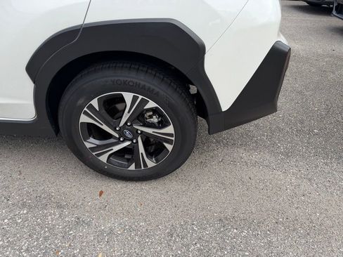 Used 2026 Subaru Crosstrek 2.0i Premium AWD/4WD image 9